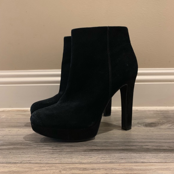 gianni bini suede booties